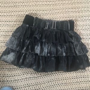 Rue 21 mini skirt 3 tier  black and gray size lg